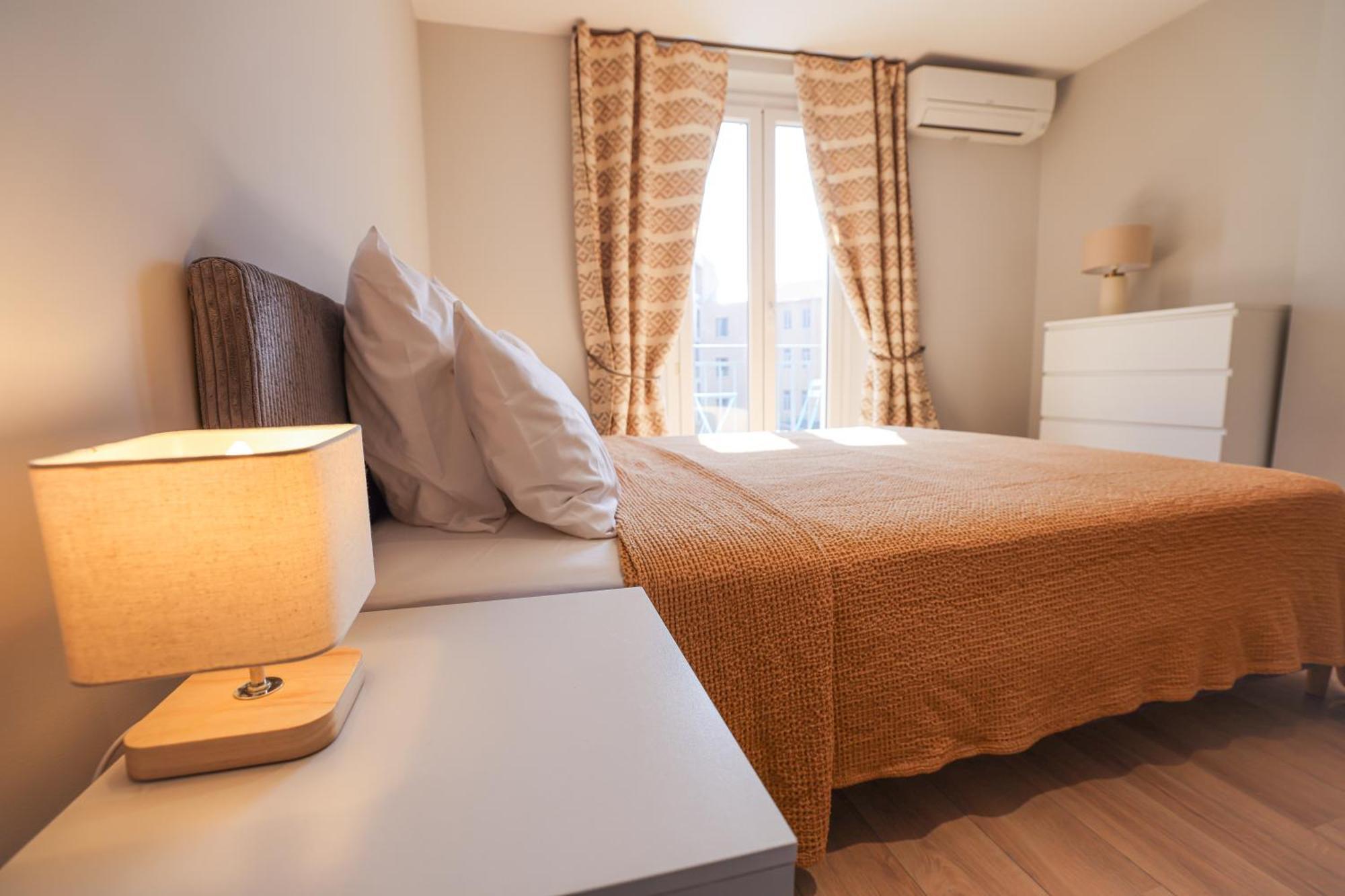 Azurappart Brilliant 2room, Massena Apartment